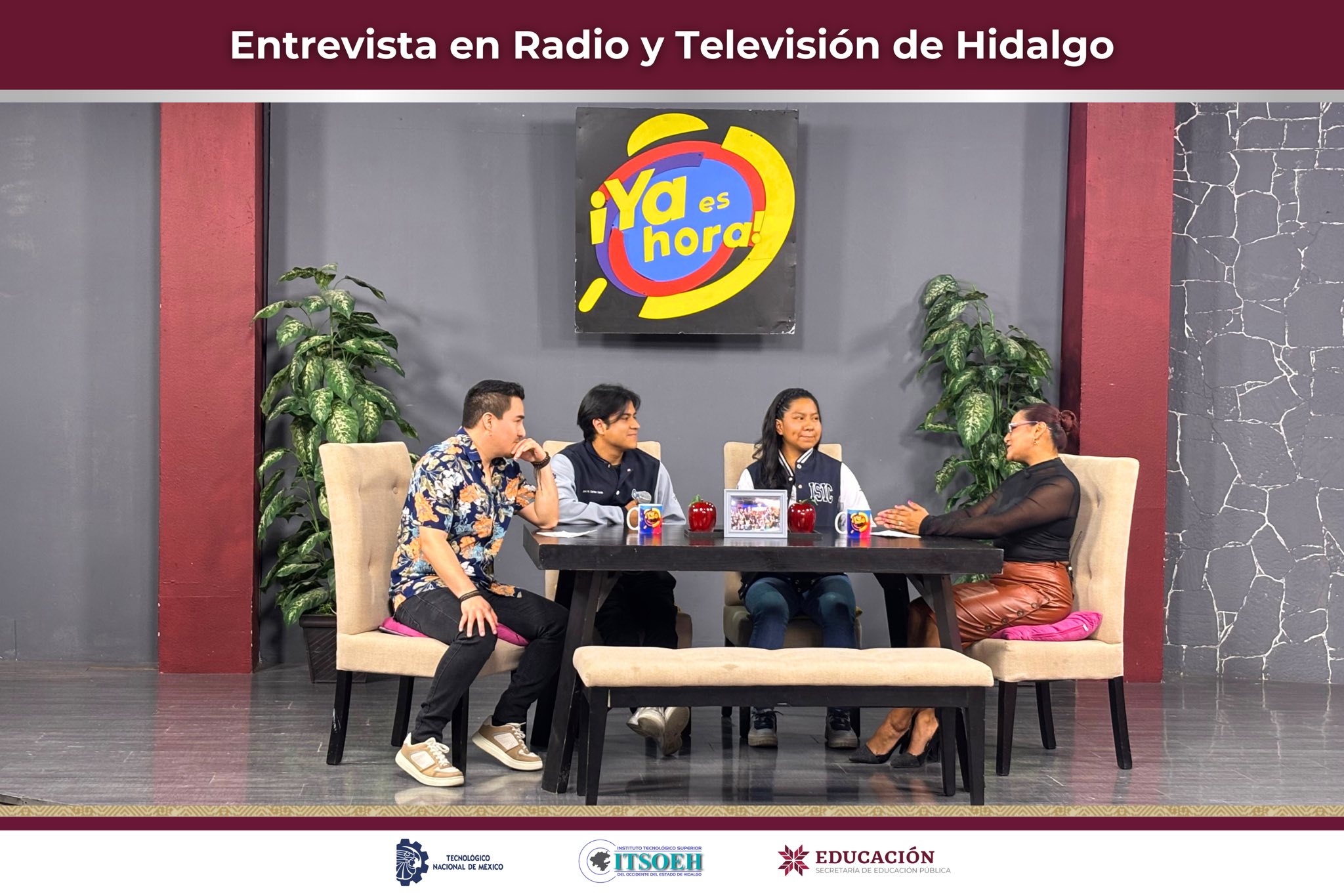 Live interview at Radio y Televisión de Hidalgo